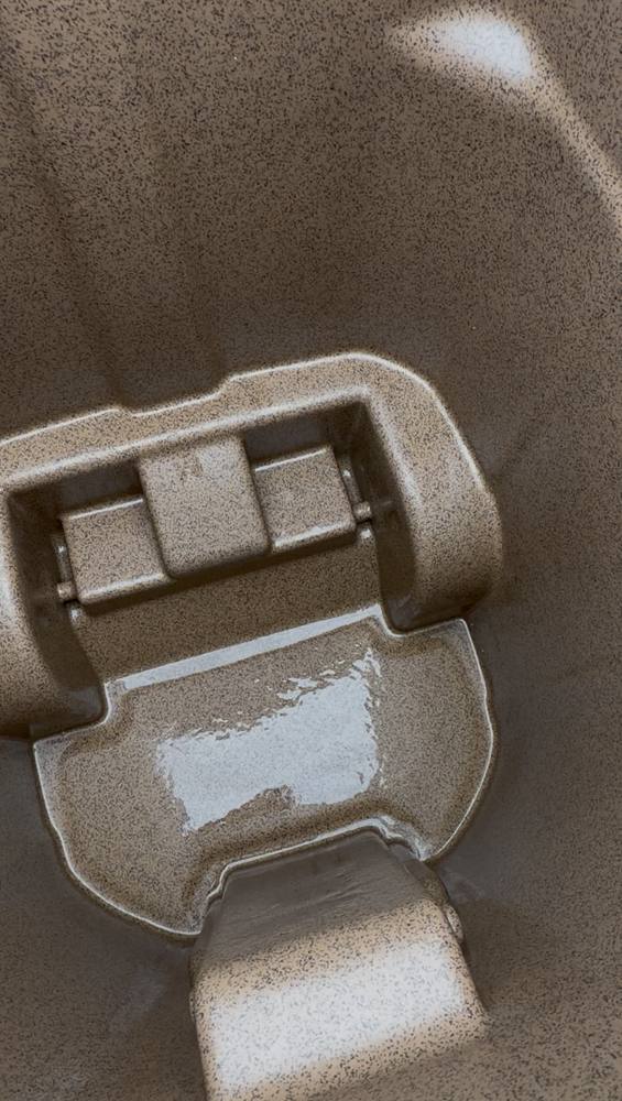 Inside of trash bin after cleaning